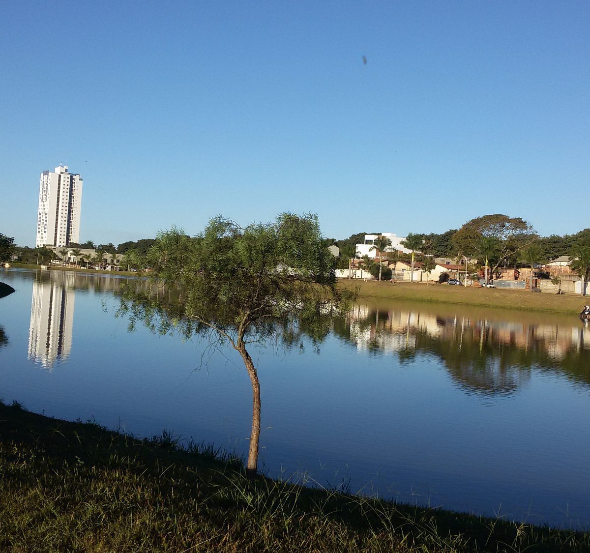 Conheça o lago Lusio de Freitas